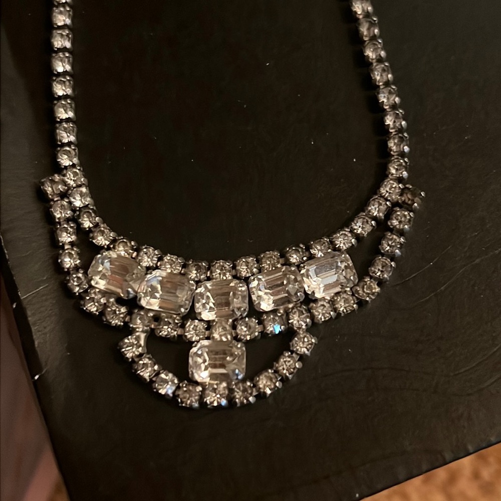 Vintage rhinestone necklace